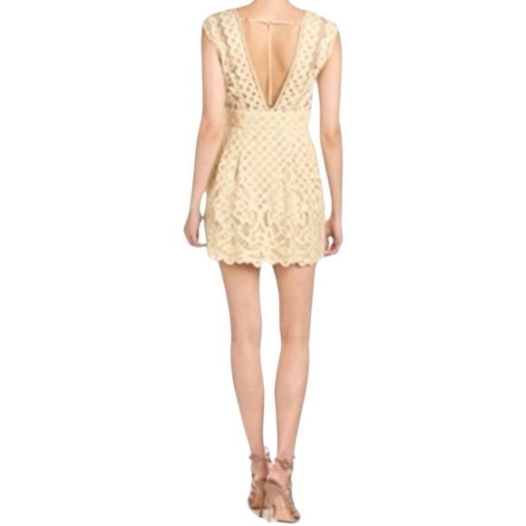 Free People One Million Lovers Beige Cream Lace Mini Dress Size 6 - Picture 4 of 12